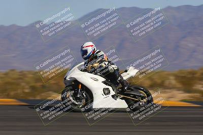 media/Feb-04-2023-SoCal Trackdays (Sat) [[8a776bf2c3]]/Turn 9 Side (130pm)/